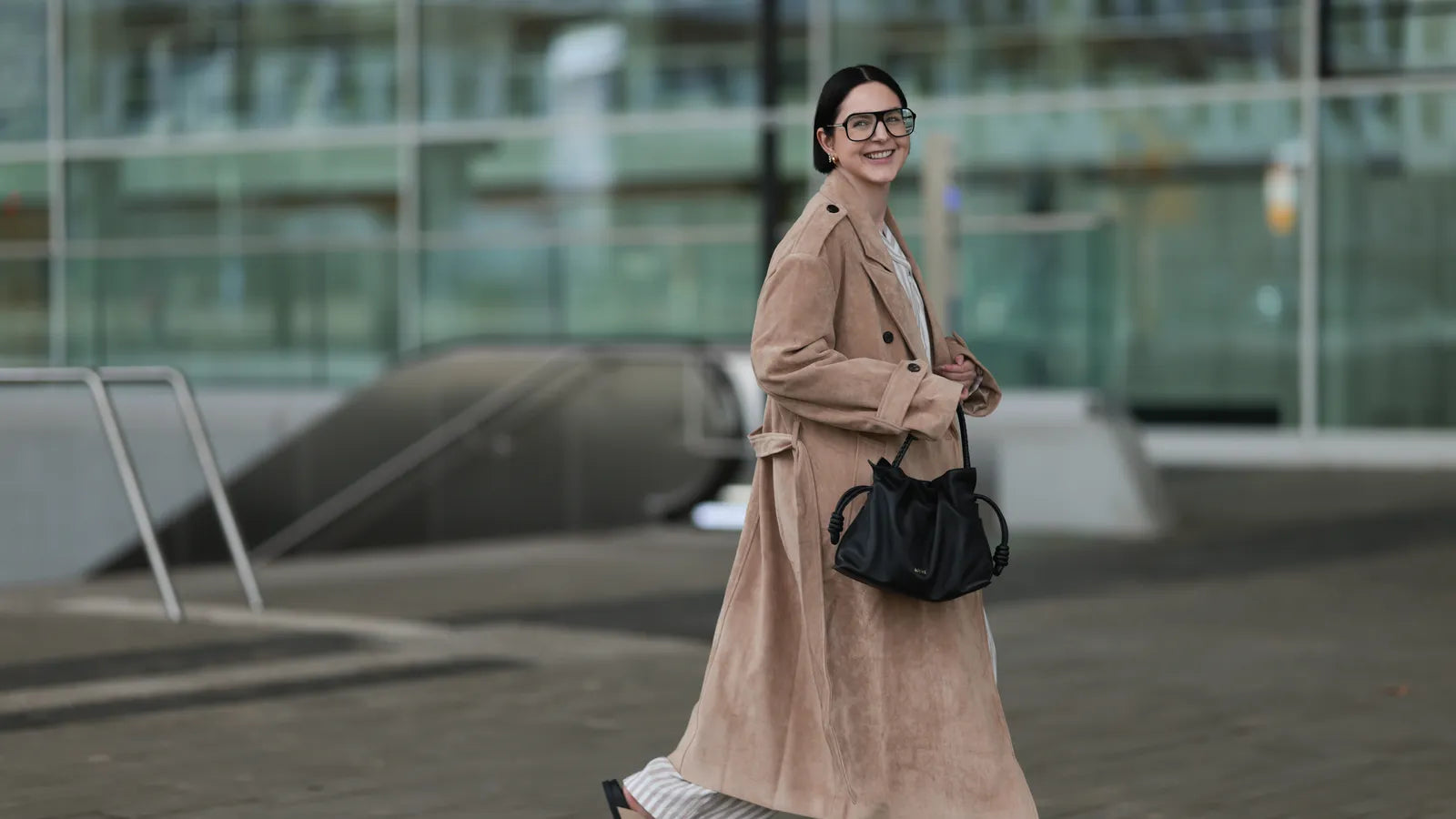 TREND COAT AUTUNNO-INVERNO: IL RITORNO DEL CAPPOTTO LUNGO E RAFFINATO