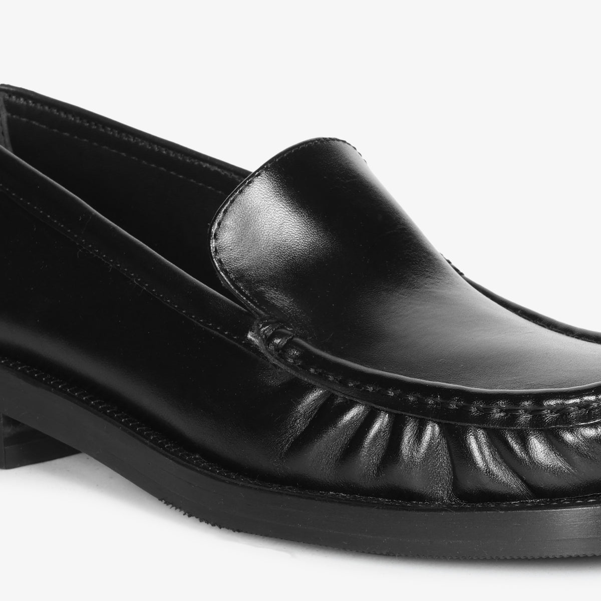 MOCASSINO DONNA ROYAL CRUST COW BLACK EMANUELLE VEE 462-M-412-14-CRW BLACK EMANUELLE VEE