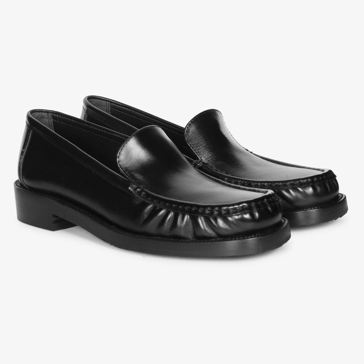 MOCASSINO DONNA ROYAL CRUST COW BLACK EMANUELLE VEE 462-M-412-14-CRW BLACK EMANUELLE VEE