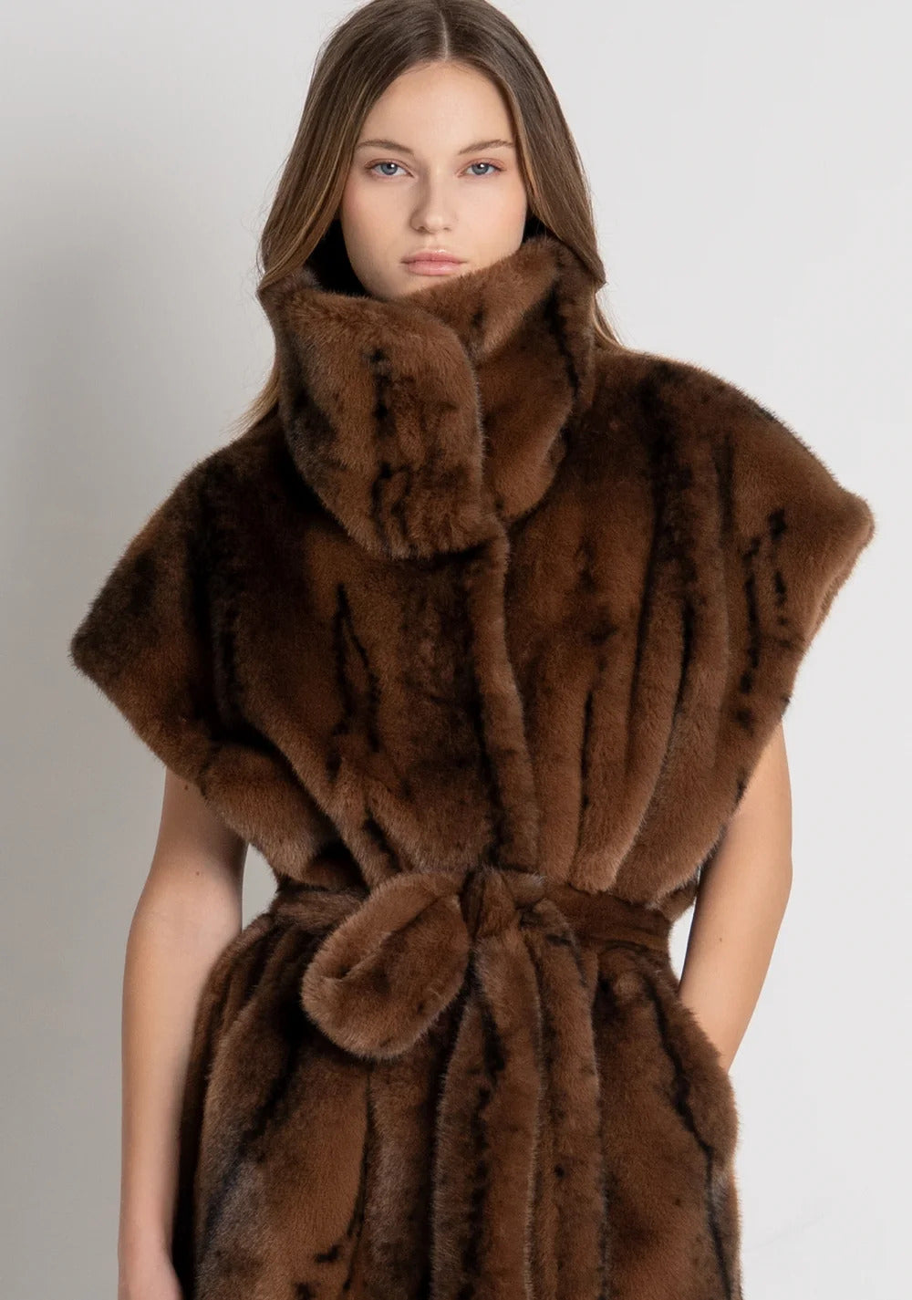 GILET DONNA ECOPELLICCIA LUNGA CON CINTURA MARRONE FRACOMINA FR26WC4009O44501-M57 MARRONE FRACOMINA