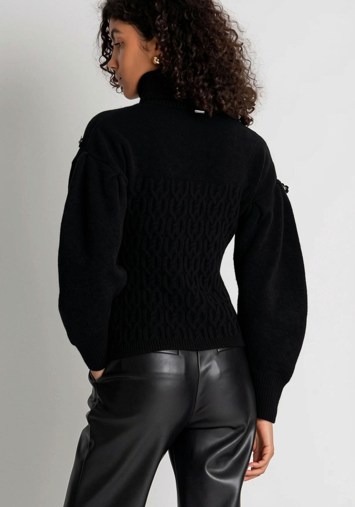 maglia donna collo alto con applicazioni nero Fracomina FR26WT7050K463R0 NERO FRACOMINA