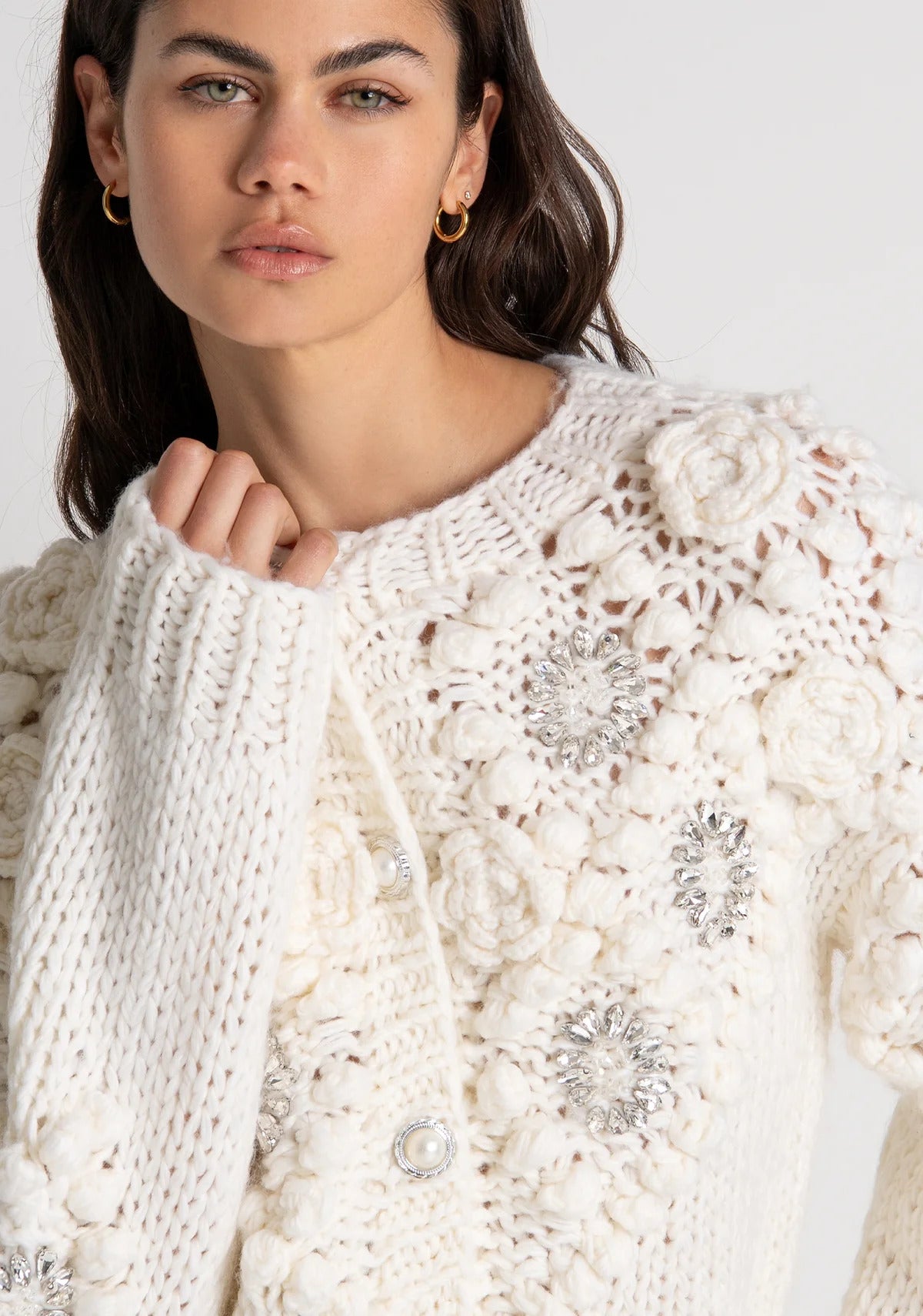 cardigan donna con lavorazione fatta a mano e applicazioni panna fracomina FR26WT8030K465R9 PANNA FRACOMINA
