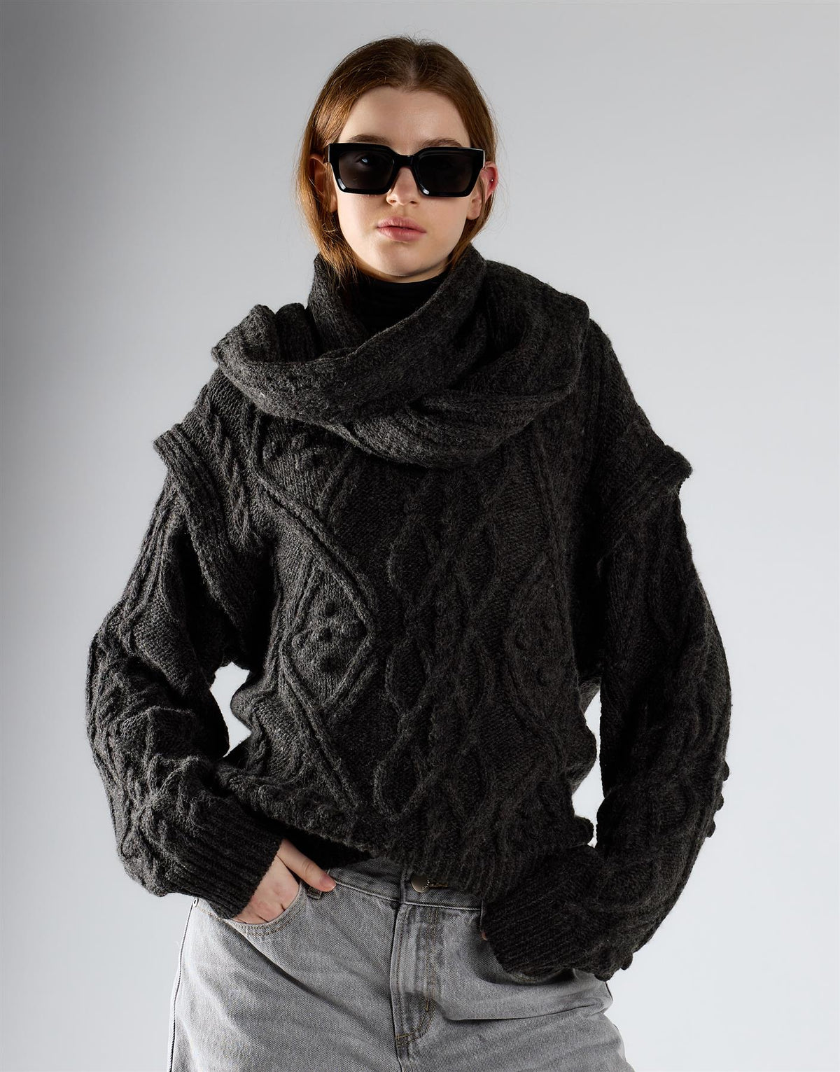 pullover donna con dettaglio sciarpa oversize antracite glamorous AN5965 CHARC GLAMOROUS