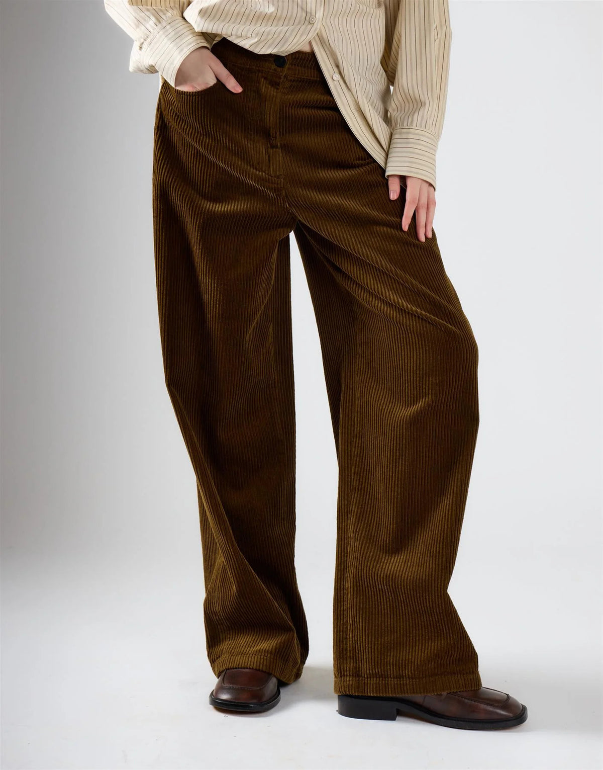 PANTALONE DONNA GAMBA LARGA IN VELLUTO A COSTE OLIVA GLAMOROUS KA7718 OLIVE CORDUROY GLAMOROUS