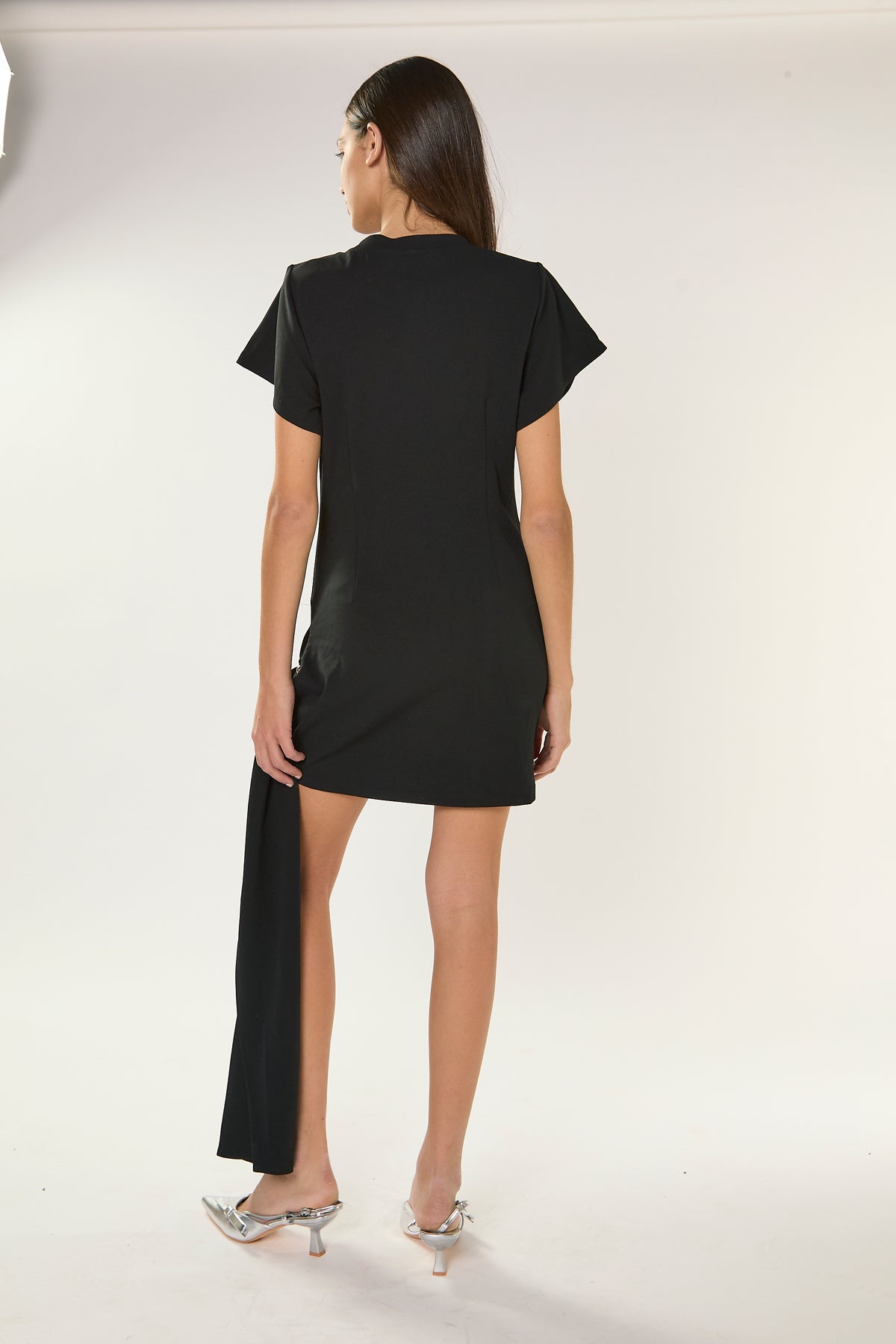 MINI ABITO T-SHIRT CON DRAPPEGGIO NERO GLAMOROUS AN5566 NERO GLAMOROUS