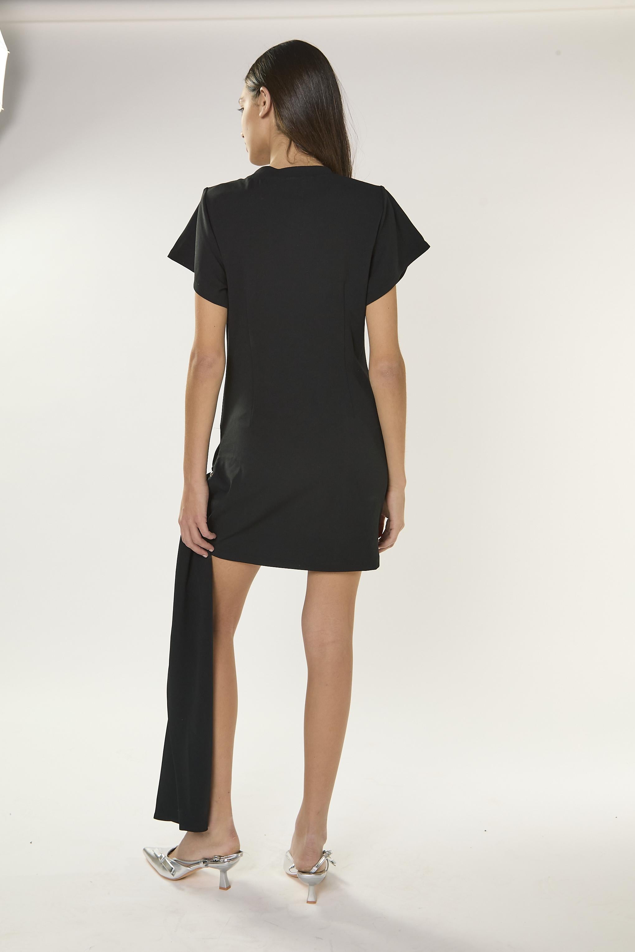 MINI ABITO T-SHIRT CON DRAPPEGGIO NERO GLAMOROUS AN5566 NERO GLAMOROUS