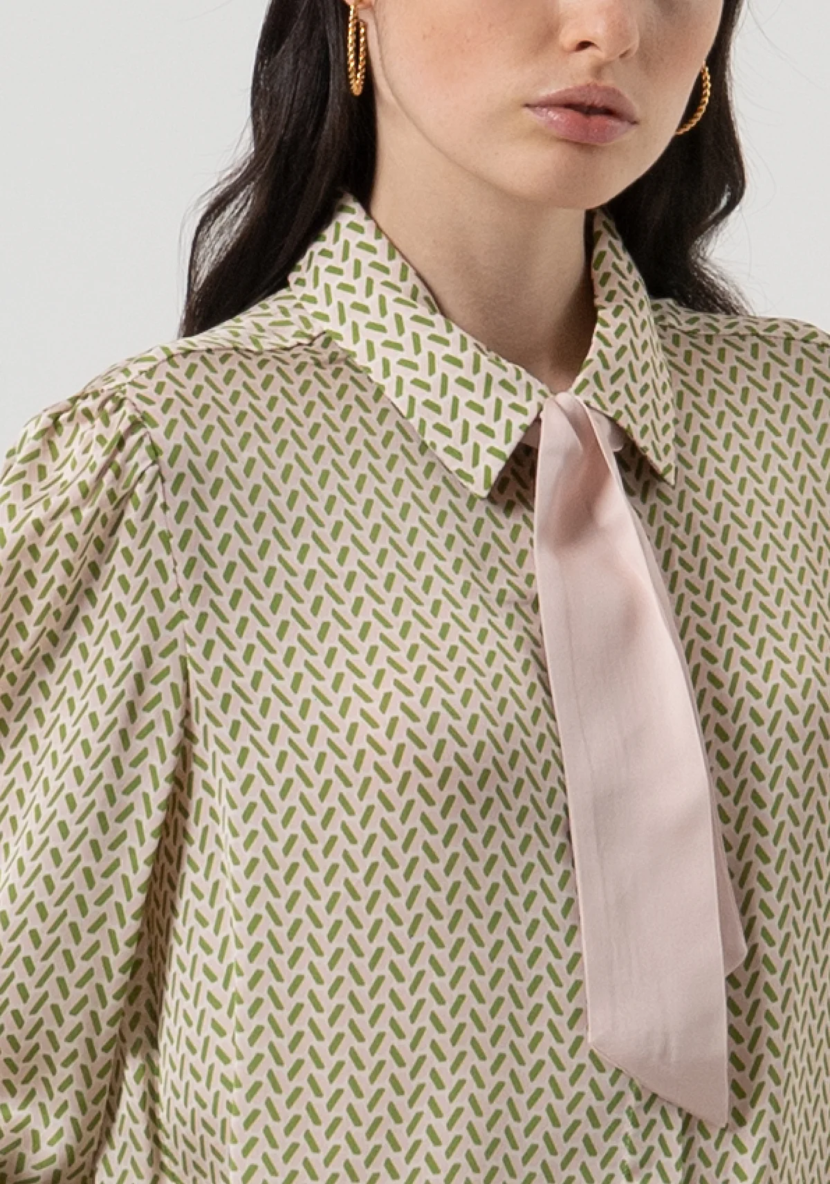 CAMICIA DONNA CON CRAVATTA A CONTRASTO OLIVE FRACOMINA FR25WT6019W807K1 POWDER OLIVE FRACOMINA