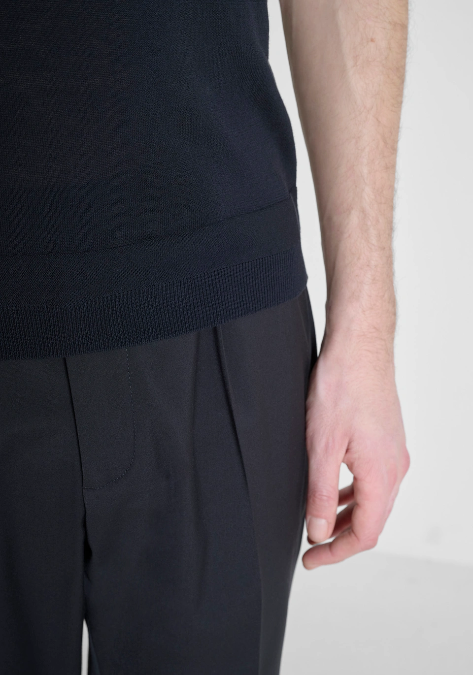 MAGLIA REGULAR FIT IN COTONE MMSW01512 NERO ANTONY MORATO