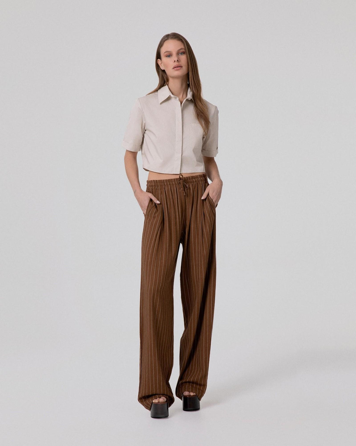 PANTALONE DONNA IN LINO GESSATO OVER CON COULISSE MOKA HINNOMINATE HMABW02656 MOKA HINNOMINATE
