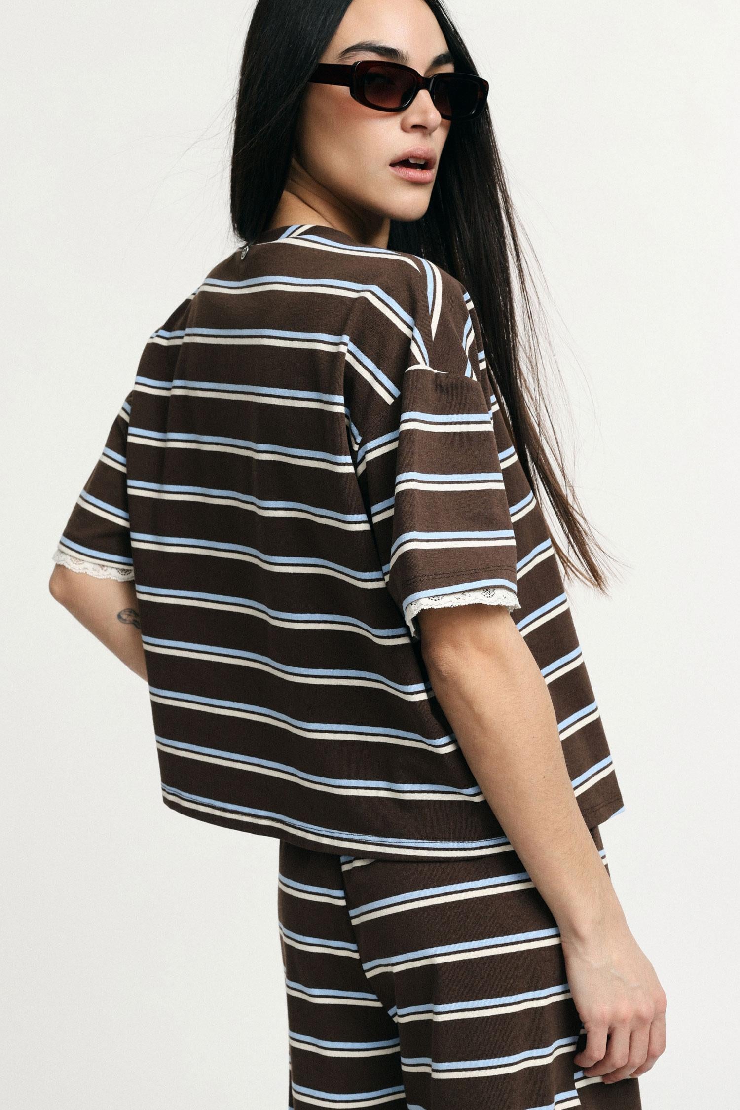 t-shirt donna ampia a righe con bordini di pizzo moro please T0WUDZF000 MORO/AZZURRO PLEASE
