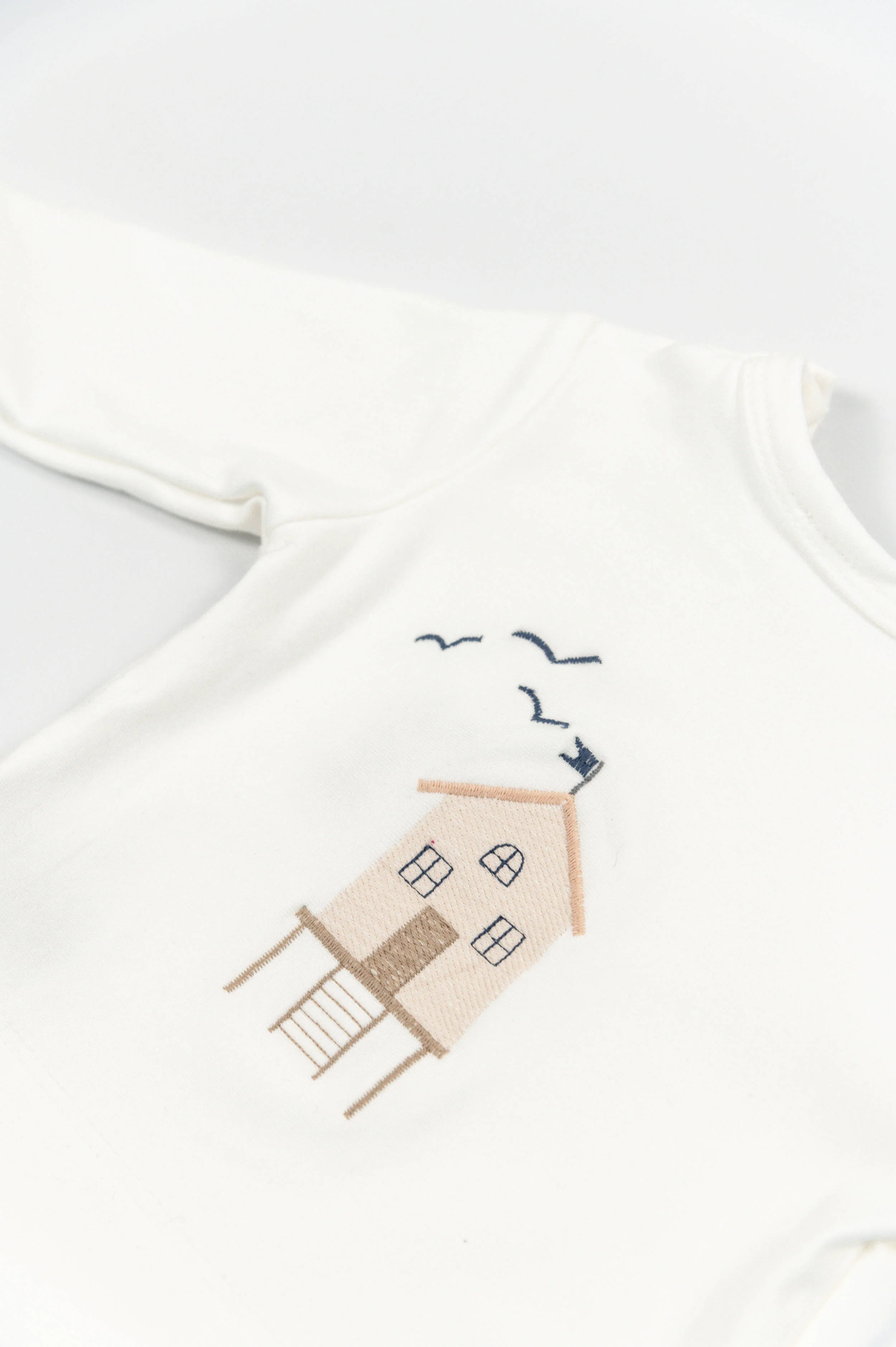 MAGLIA NEONATO CON RICAMO SURF HOUSE OFF-WHITE BAMBOOM 1164TE OFF-WHITE BAMBOOM