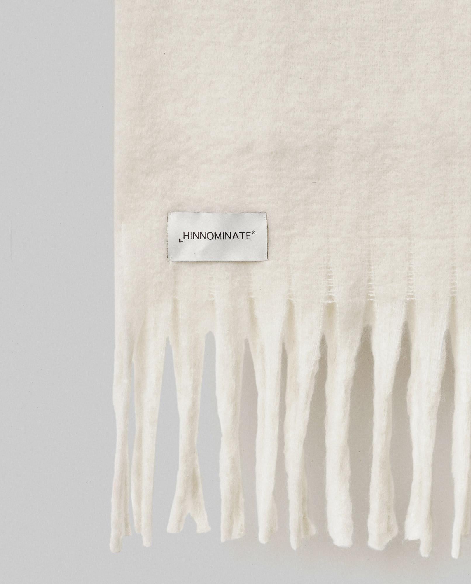 sciarpa donna in maglia hinnominate HMACW00133 BIANCO BURRO HINNOMINATE