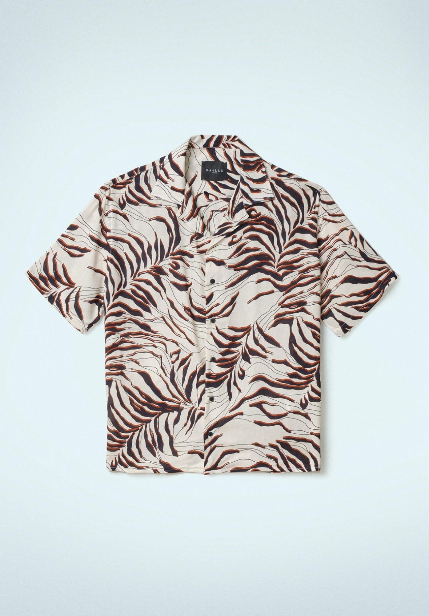 Printed Short Sleeve Shirt With Bowling Collar