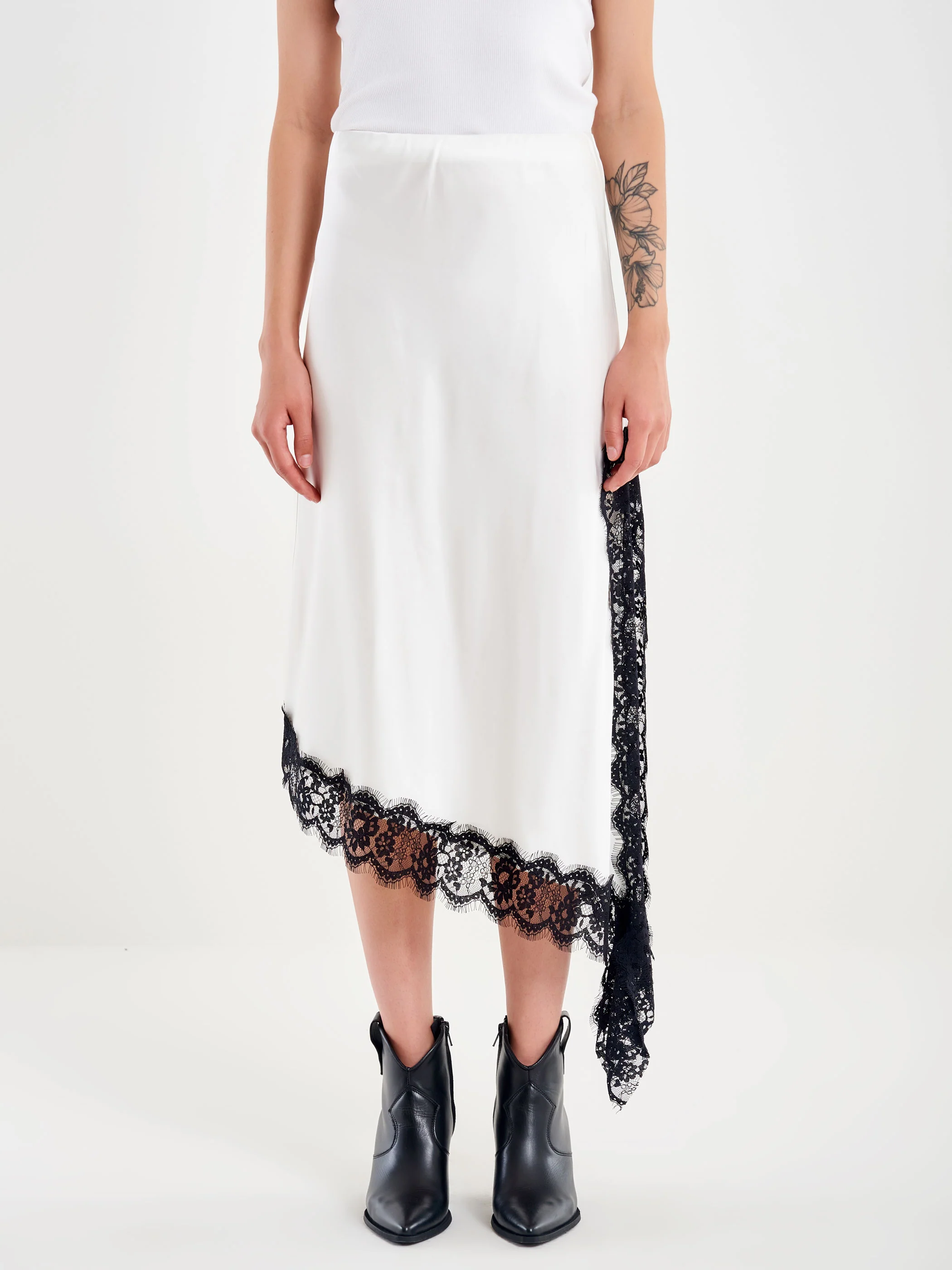 gonna DONNA in raso con pizzo PANNA VICOLO TF0995 PANNA VICOLO