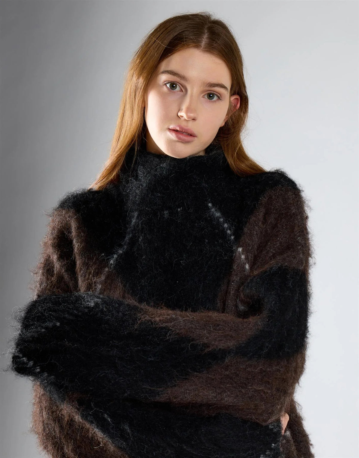 pullover donna oversize mezzo collo a rombi marrone e nero glamorous AN5966 BLACK BROWN GLAMOROUS 