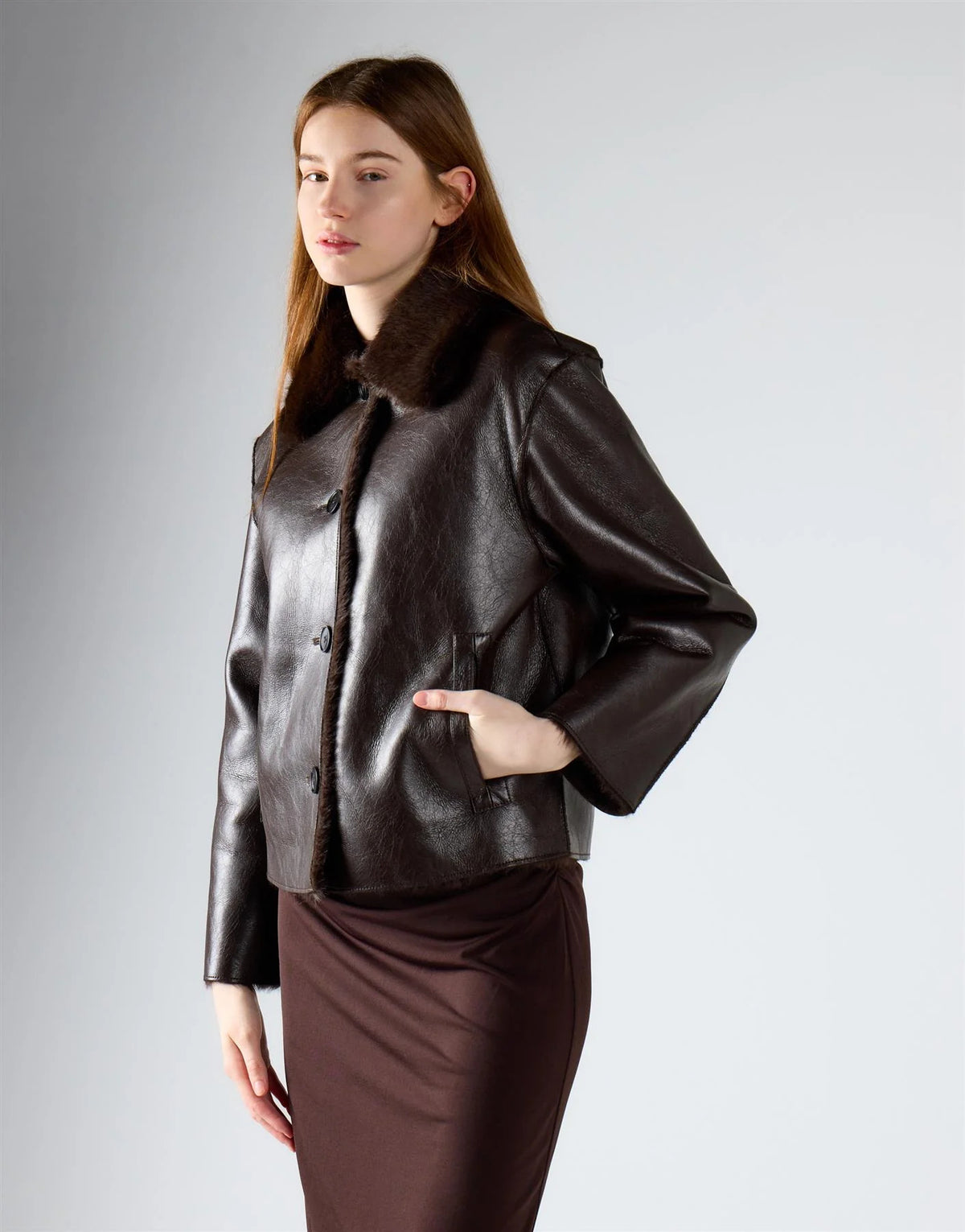 GIUBBINO DONNA IN ECOPELLE CON COLLO  MARRONE SCURO  GLAMOROUS KA7737 DEEP BROWN GLAMOROUS 