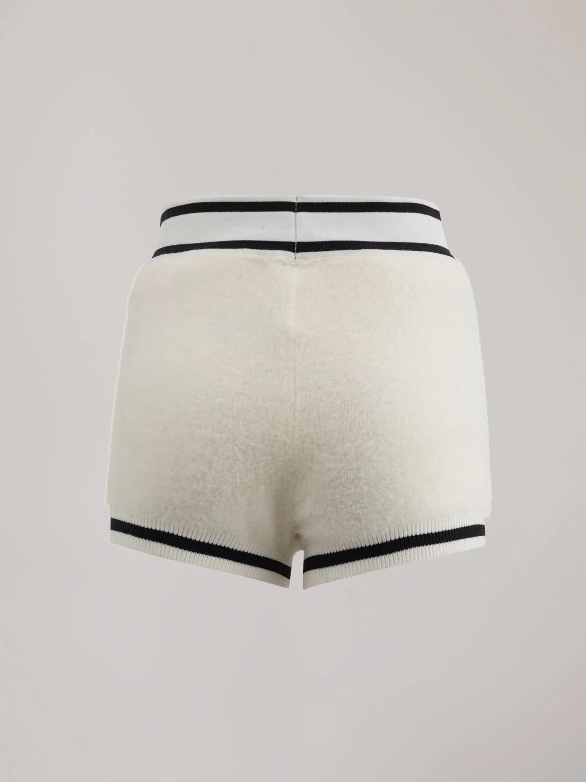 SHORT DONNA IN MAGLIA CON ELASTICO E LOGO SALE HINNOMINATE HMABW03184 SALE HINNOMINATE 