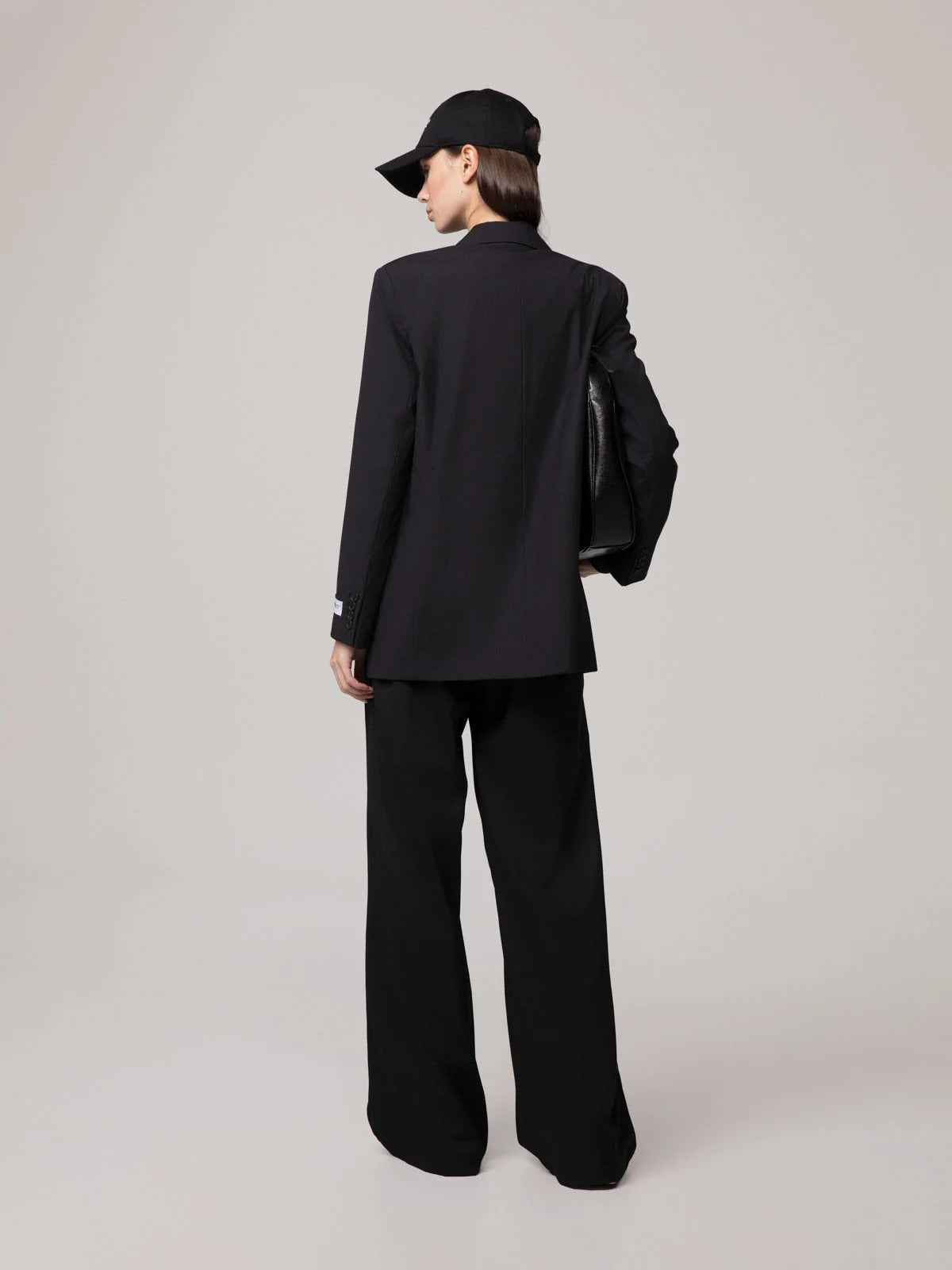 PANTALONE DONNA IN FRESCO LANA CON PENCES E COULISSE NERO HINNOMINATE HMABW03205 NERO HINNOMINATE 