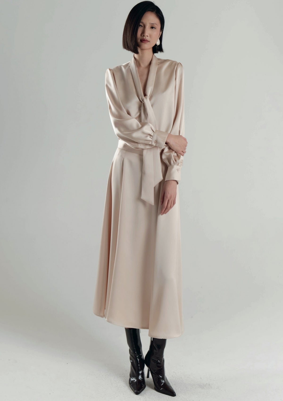 Coordinato donna blusae gonna a ruota in raso crema shiki SK2627043 BEIGE SHIKI 