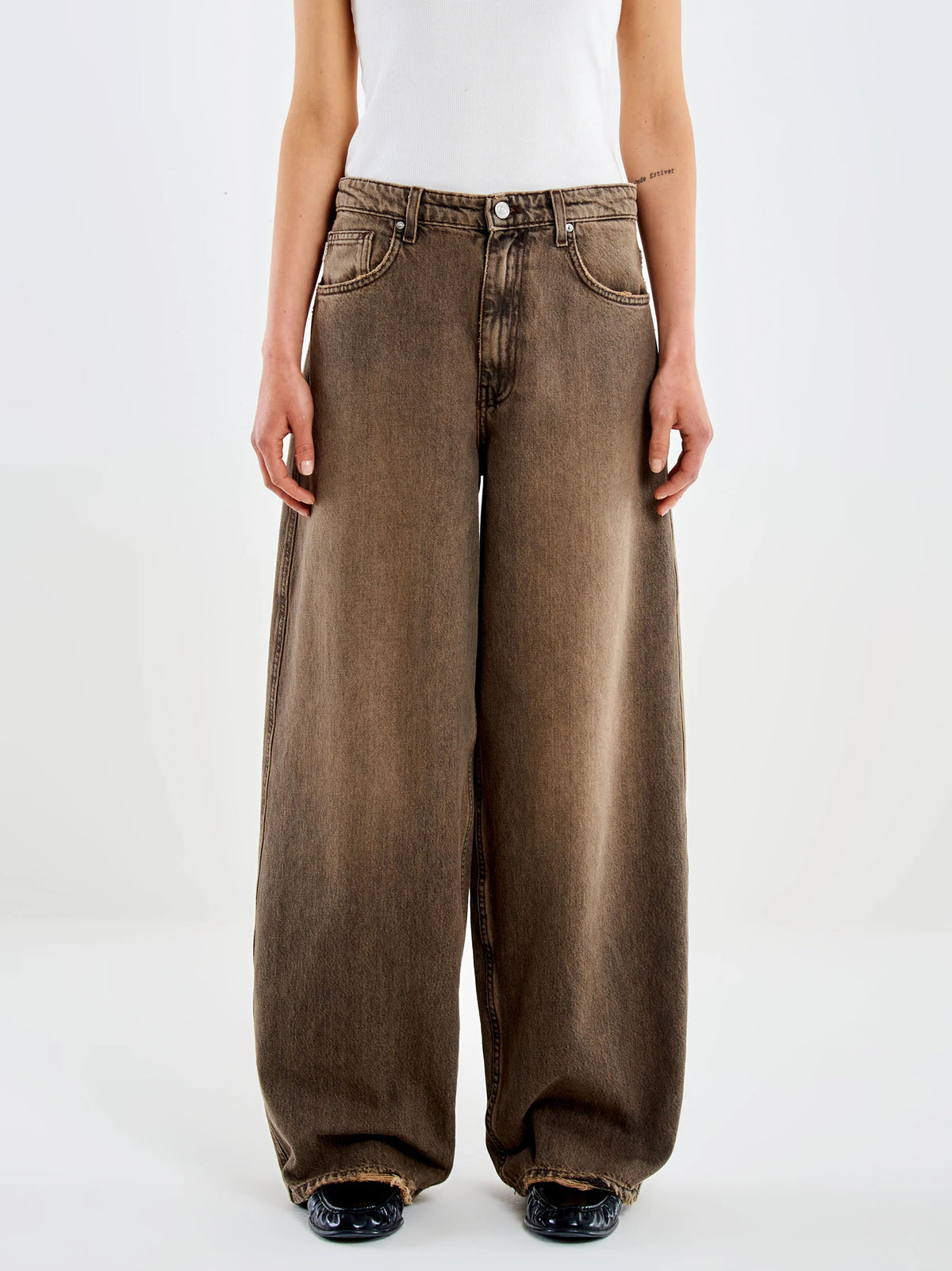 JEANS DONNA CHERYL WIDE LEG LAVAGGIO MARRONE VICOLO DAC5037 DENIM NERO DIRTY VICOLO 