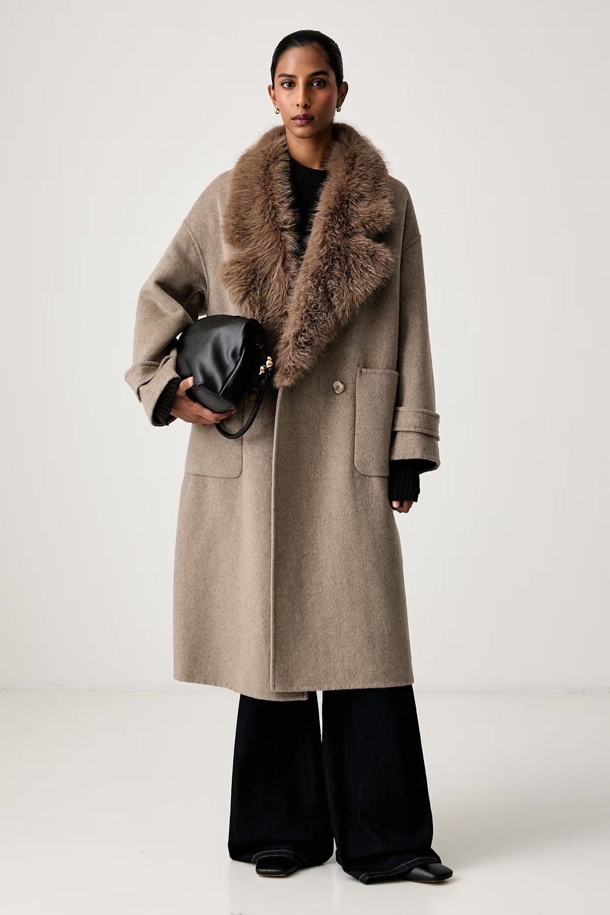 CAPPOTTO DONNA DOPPIOPETTO IN LANA  CON COLLO IN ECOPELLICCIA FANGO VICOLO TAC0025 FANGO VICOLO 