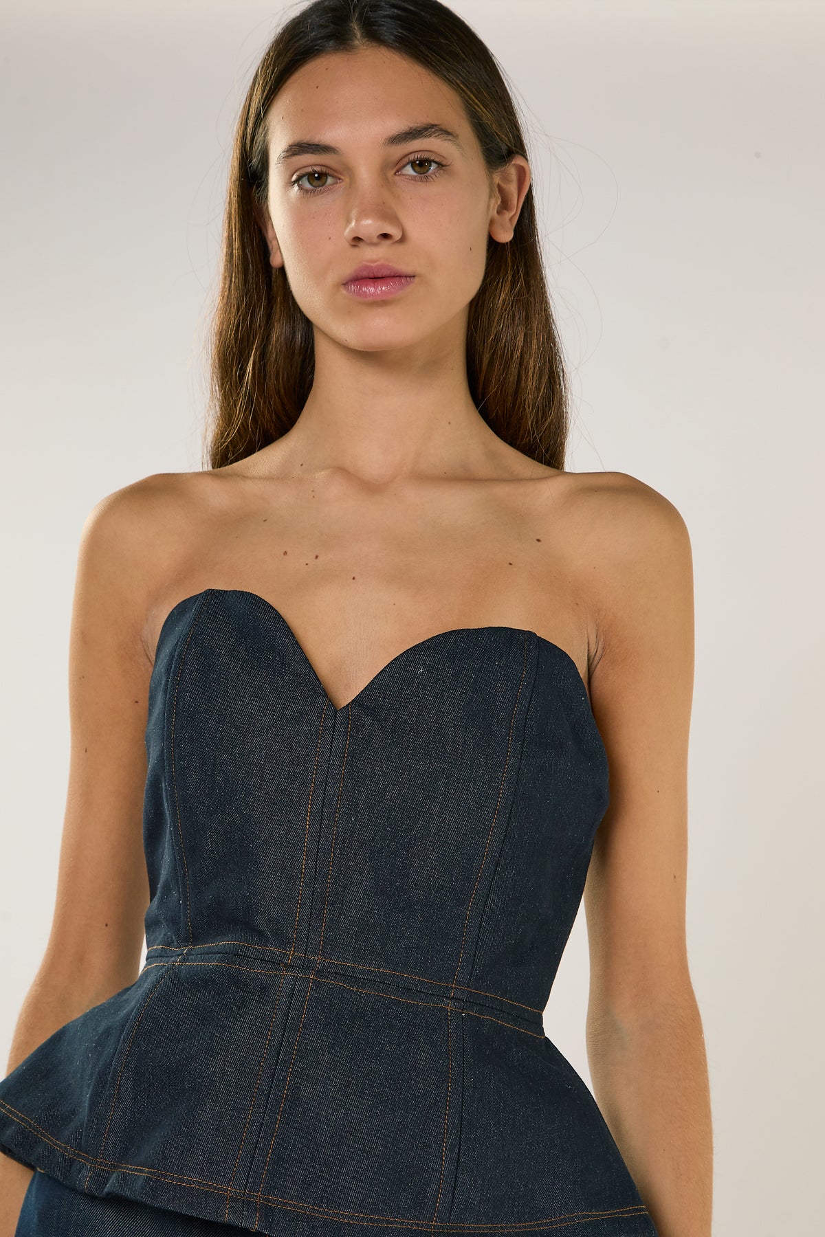 TOP DONNA A CUORE CON ZIP IN DENIM GLAMOROUS AN5536 NERO GLAMOROUS 