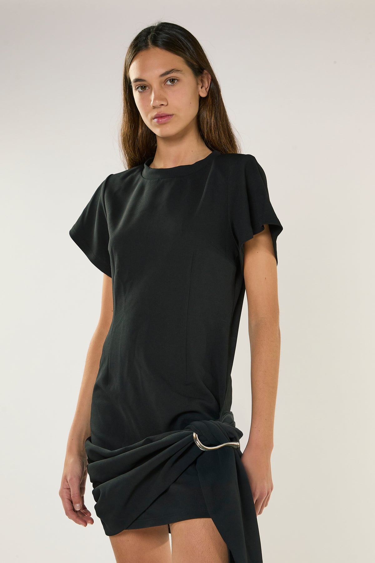 MINI ABITO T-SHIRT CON DRAPPEGGIO NERO GLAMOROUS AN5566 NERO GLAMOROUS 