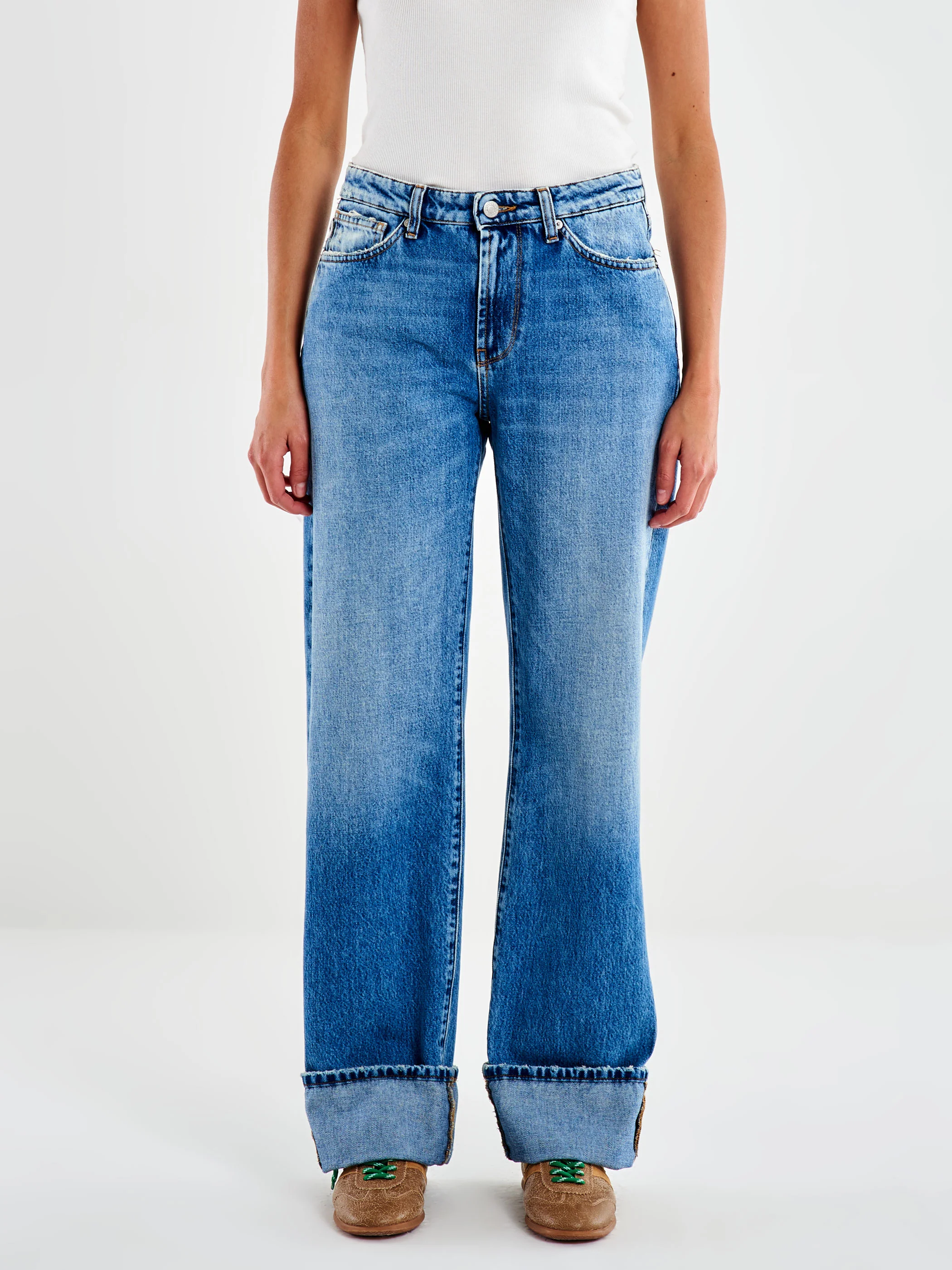 jeans donna Gamba larga con risvolto blu slavato vicolo DF5032 DENIM CHIARO VICOLO 