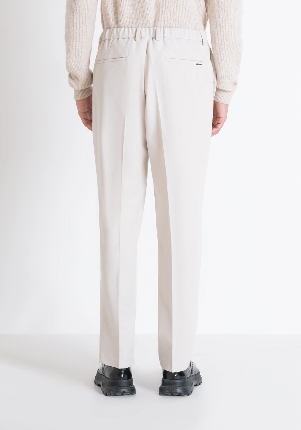 PANTALONI "EVAN" RELAXED FIT IN MISTO LANA E VISCOSA ELASTICA