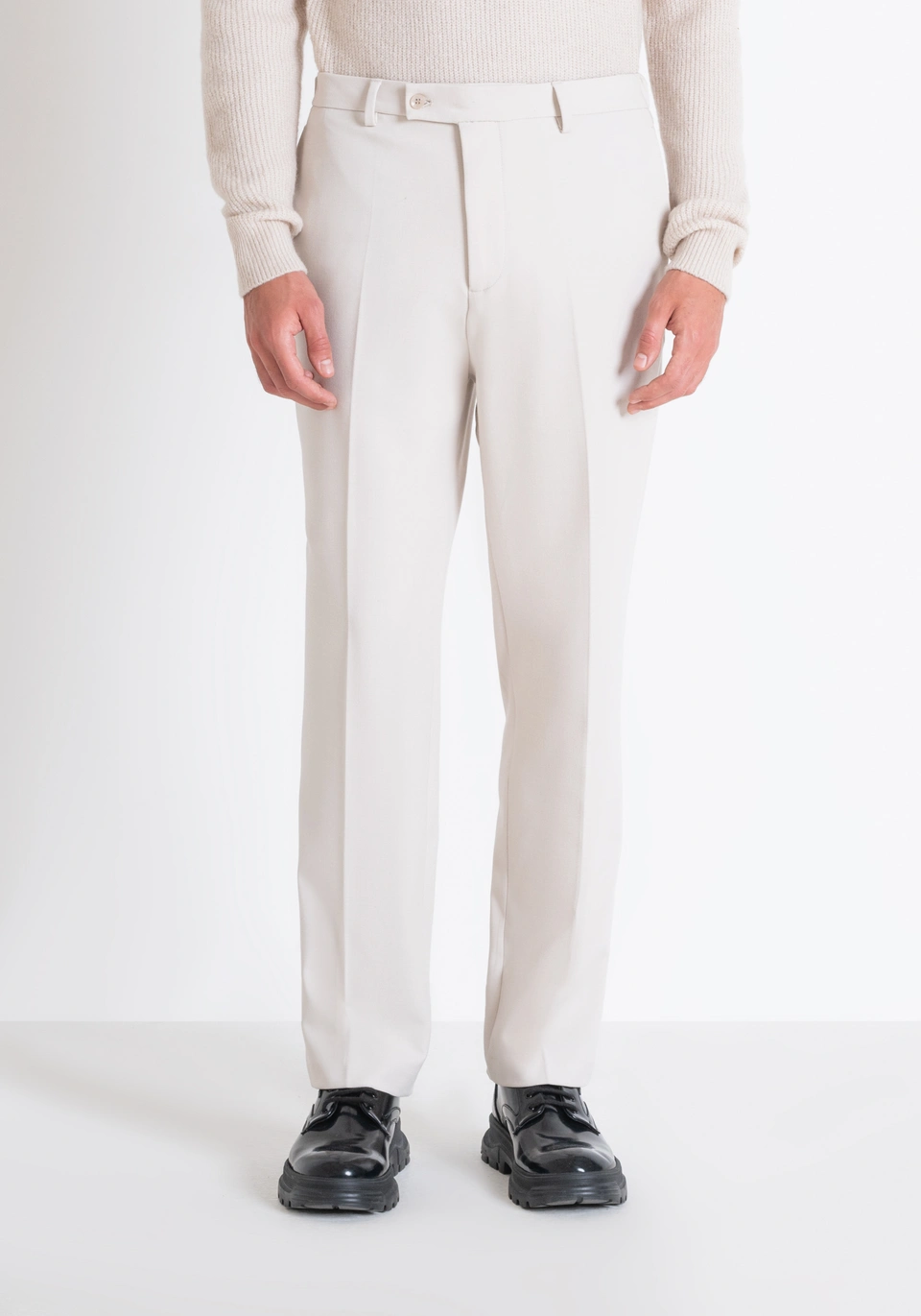 PANTALONI "EVAN" RELAXED FIT IN MISTO LANA E VISCOSA ELASTICA