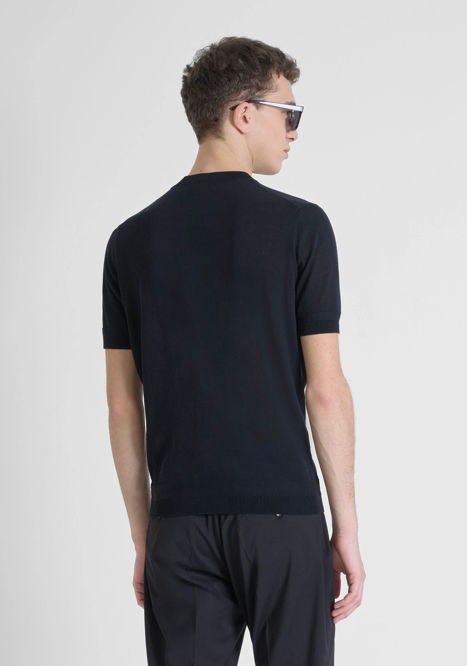 MAGLIA REGULAR FIT IN COTONE MMSW01512 NERO ANTONY MORATO 