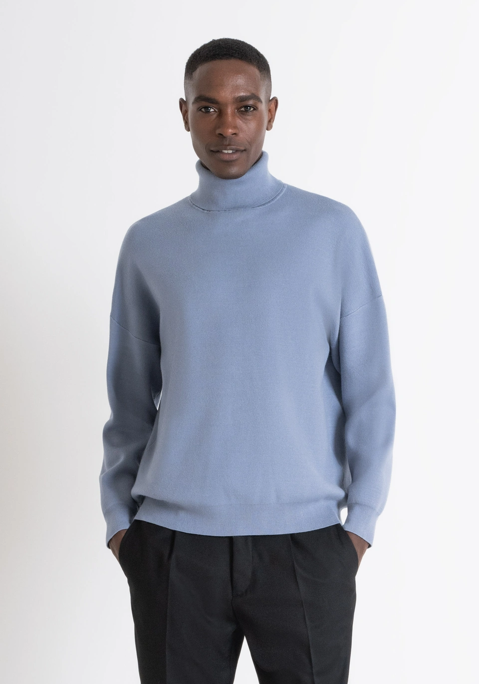 MAGLIA RELAXED FIT IN MISTO VISCOSA E NYLON