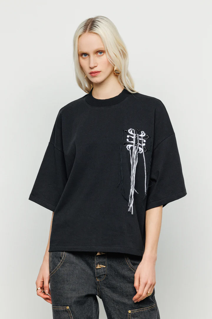 T-SHIRT AKEP FIT OVERSIZE CON RICAMO SUL DAVANTI