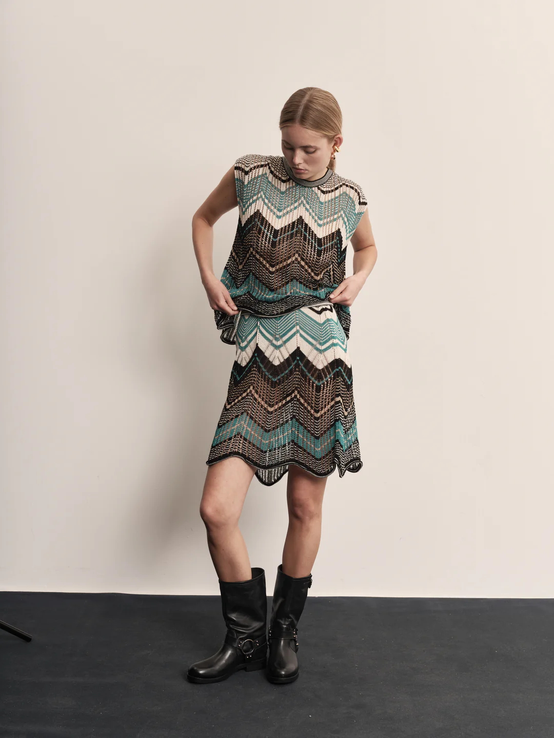 Top AKEP smanicato in maglia traforata<BR/> CNKD09055 UNICO AKEP 